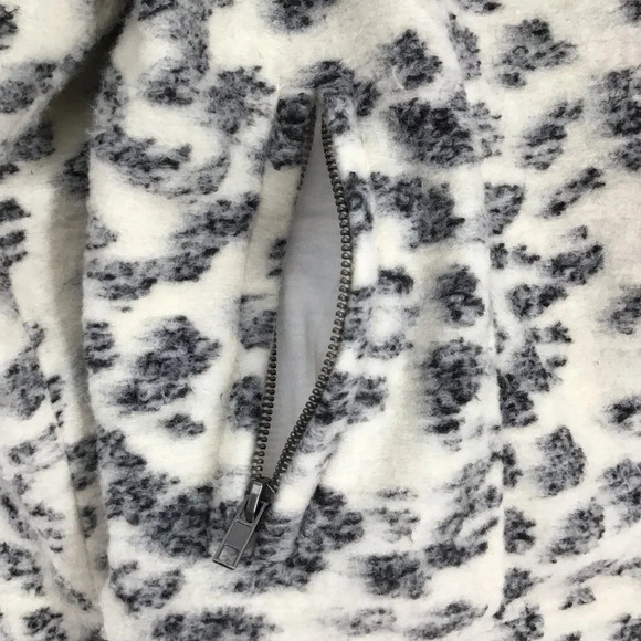 Cupcakes & Cashmere Braken Printed Full Zip Casual Moto Jacket/Shacket Size S - Picture 7 of 10